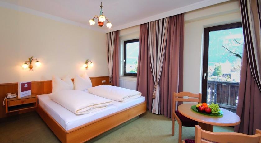 Hotel Zum Lamm Tarrenz Szoba fotó