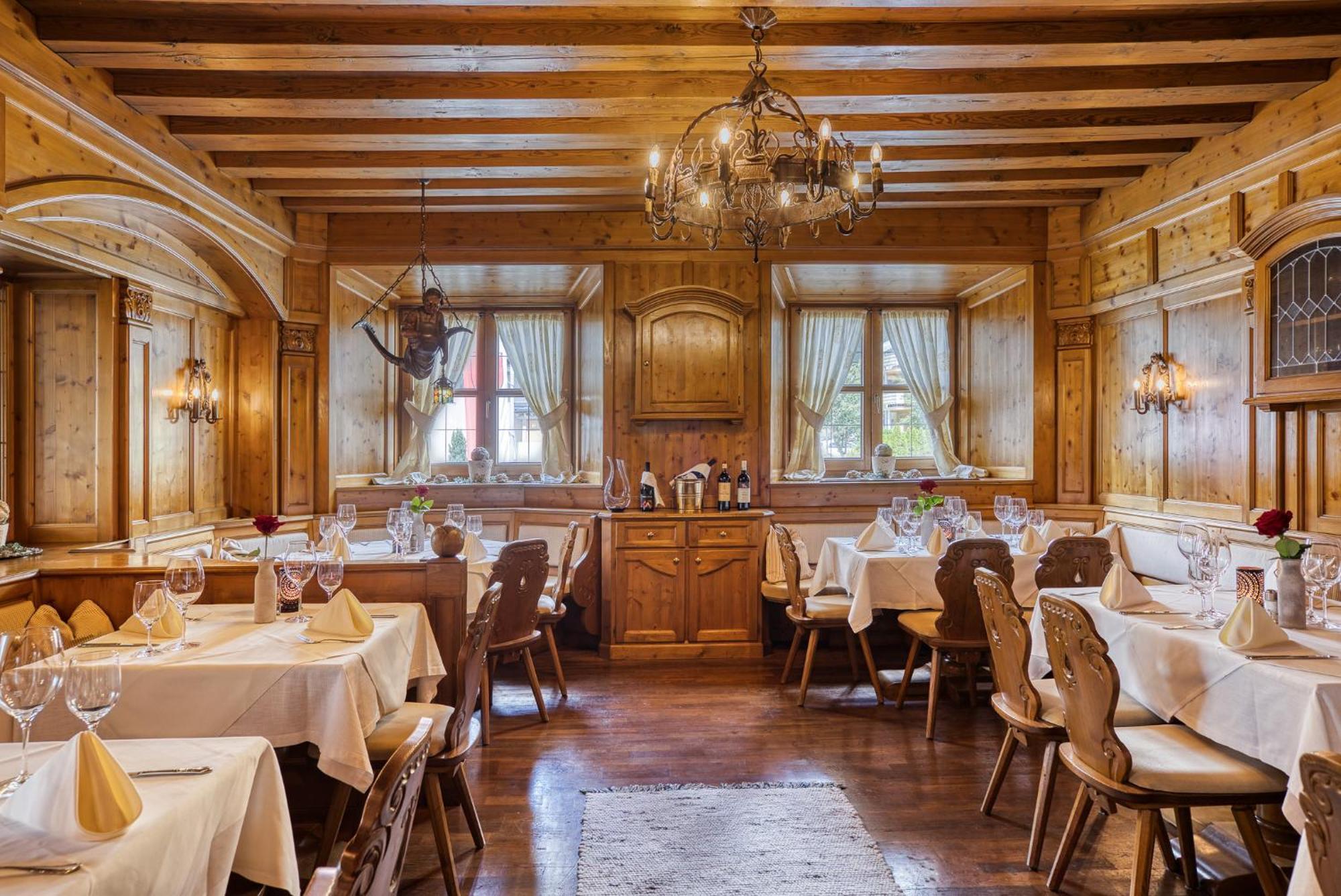 Hotel Zum Lamm Tarrenz Kültér fotó