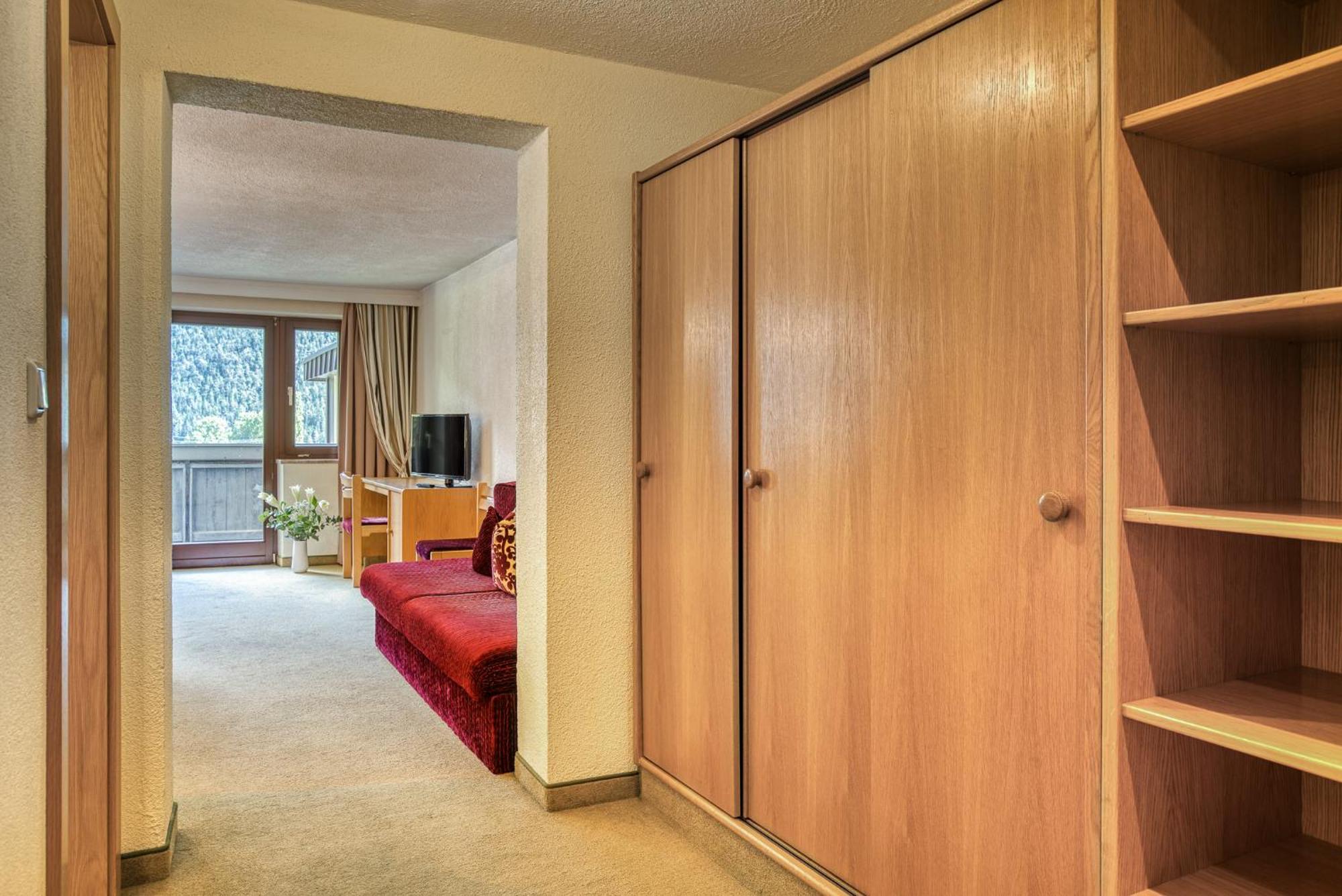 Hotel Zum Lamm Tarrenz Kültér fotó